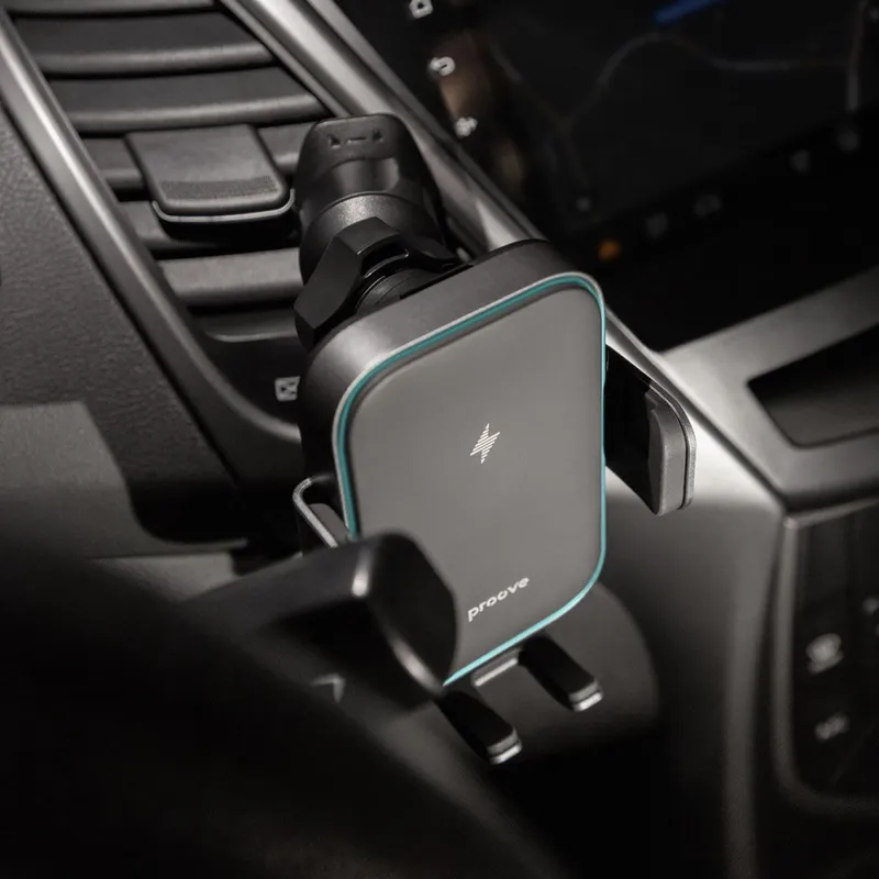 Автомобільний тримач з бездротовим зарядним пристроєм Proove Triple Clamp Pro 15W